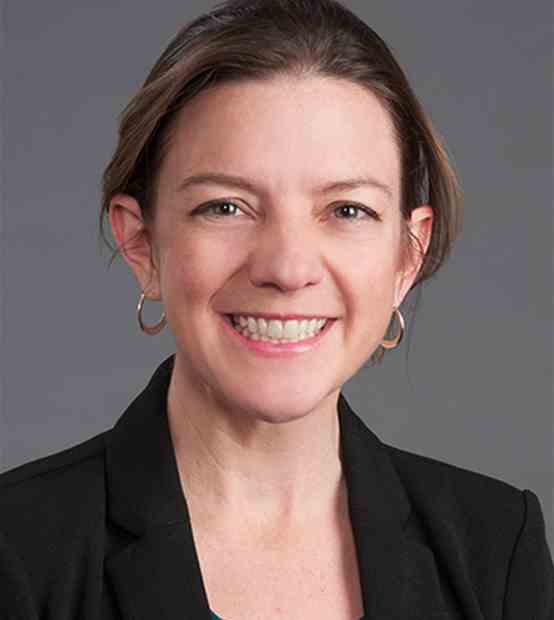 Dr Colleen Hanlon