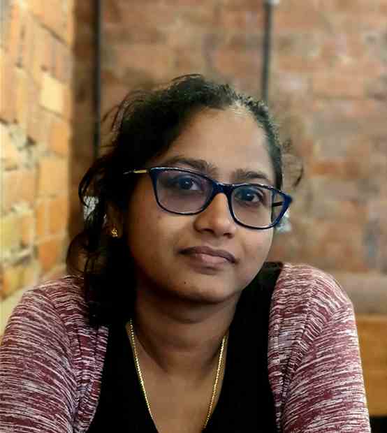 Dr Alekhya Mandali
