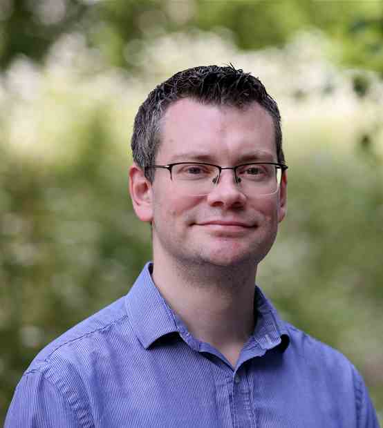 Dr Paul Briley